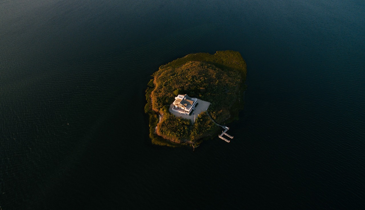 長興島航母最新動態(tài)揭秘，中國海軍建設(shè)邁入新紀元